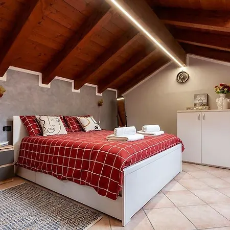 Lejlighed Alex Haus Somma Lombardo